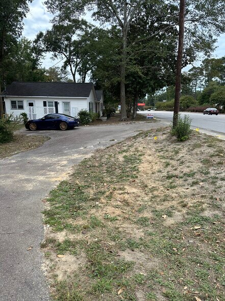 1617 Sunset Blvd, West Columbia, SC à vendre - Photo du bâtiment - Image 3 de 36