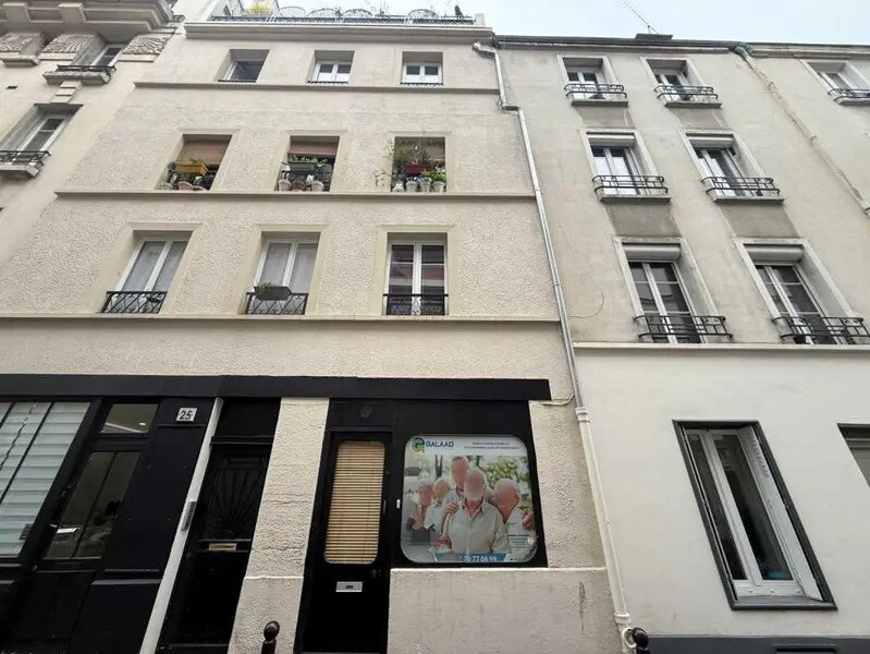Office in Paris for sale Building Photo- Image 1 of 6