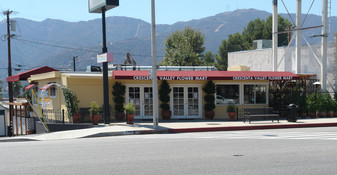 Crescenta Valley Flower Mart - Services immobiliers commerciaux