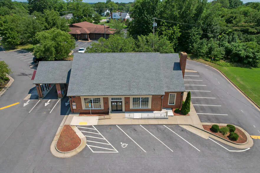 1410 Piney Forest Rd, Danville, VA à vendre - A rien - Image 2 de 9