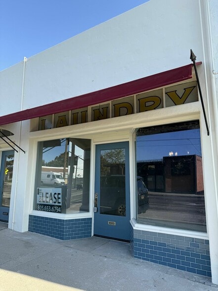 1725-1731 E Main St, Ventura, CA for lease - Building Photo - Image 2 of 8