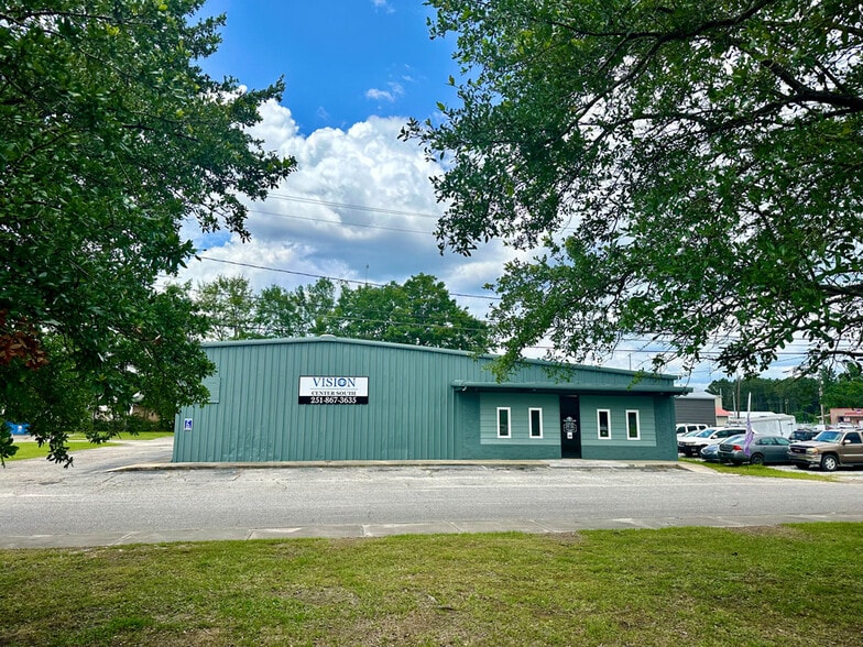 106 W Jackson St, Brewton, AL for sale - Building Photo - Image 2 of 14