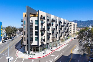 Plus de détails pour 3900 San Fernando Rd, Glendale, CA - Commerce de détail à louer