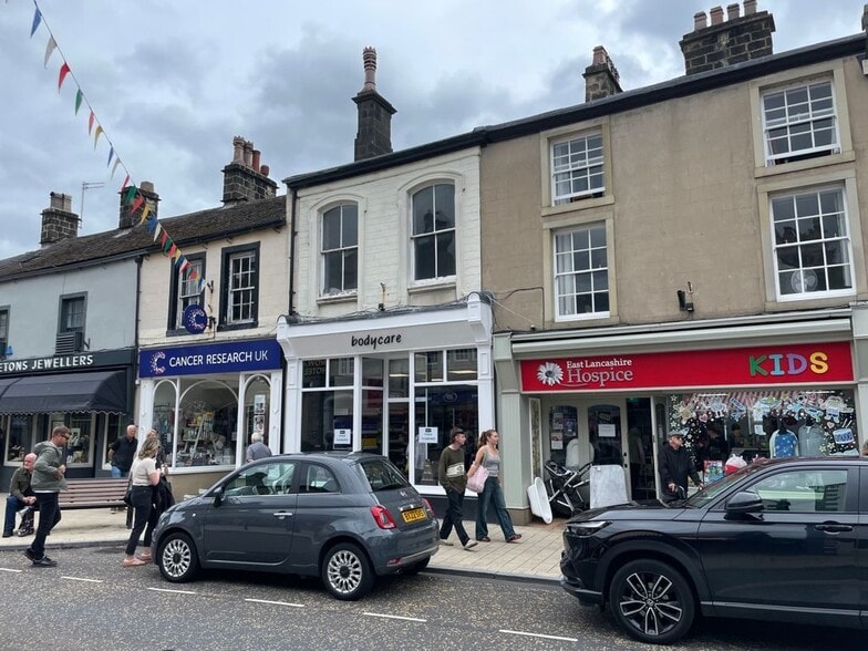 14 Castle St, Clitheroe à louer - Photo du bâtiment - Image 2 de 4