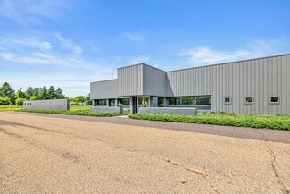 Plus de détails pour 803 Prospect Ave, Osceola, WI - Industriel à vendre