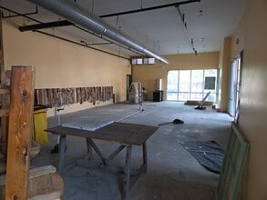 1305 Hardeman Ave, Macon-Bibb, GA for lease Interior Photo- Image 2 of 10