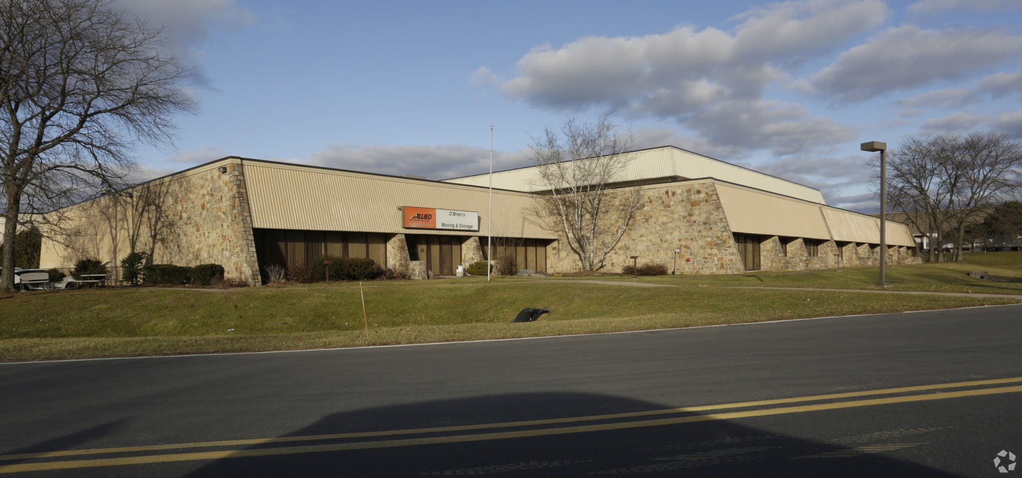 7066 Snowdrift Rd, Allentown, PA for sale Primary Photo- Image 1 of 6