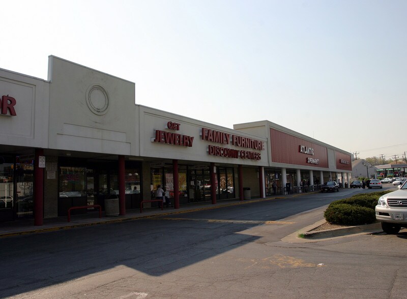 7901-8011 New Hampshire Ave, Hyattsville, MD à louer - Photo du bâtiment - Image 3 de 9