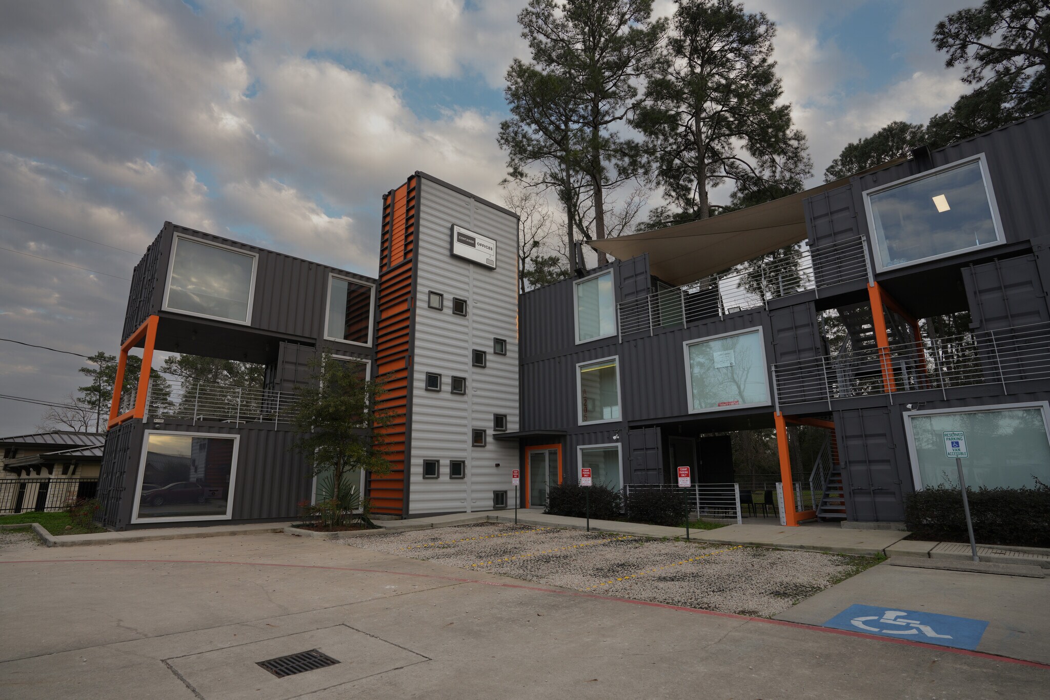26022 Budde Rd, The Woodlands, TX à louer Photo du bâtiment- Image 1 de 26