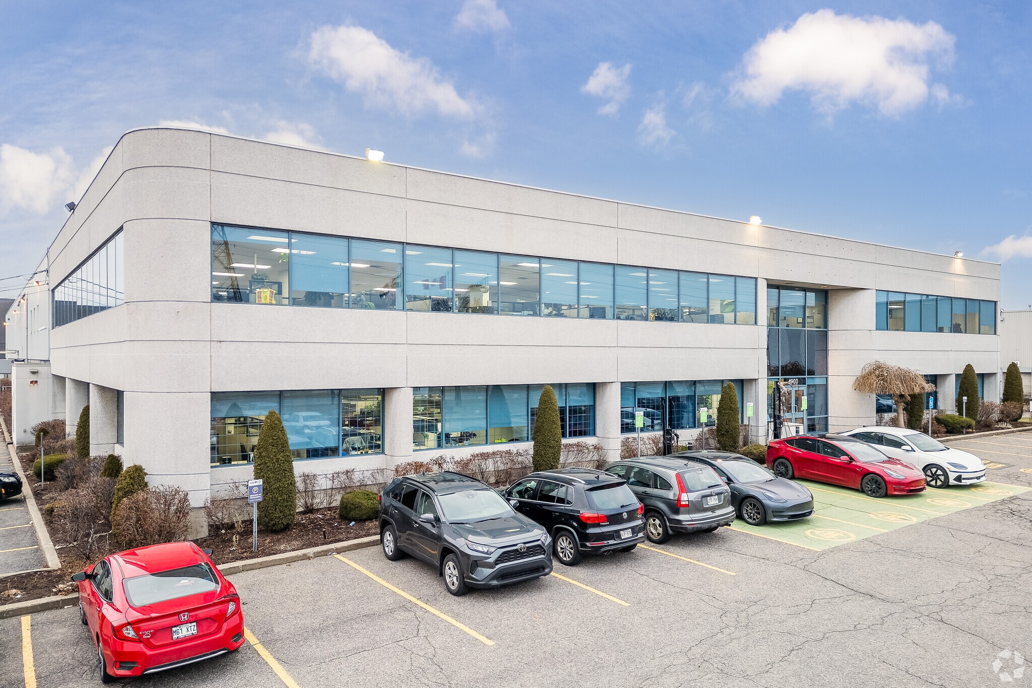 4900 Boul Thimens, Montréal, QC for lease Building Photo- Image 1 of 8