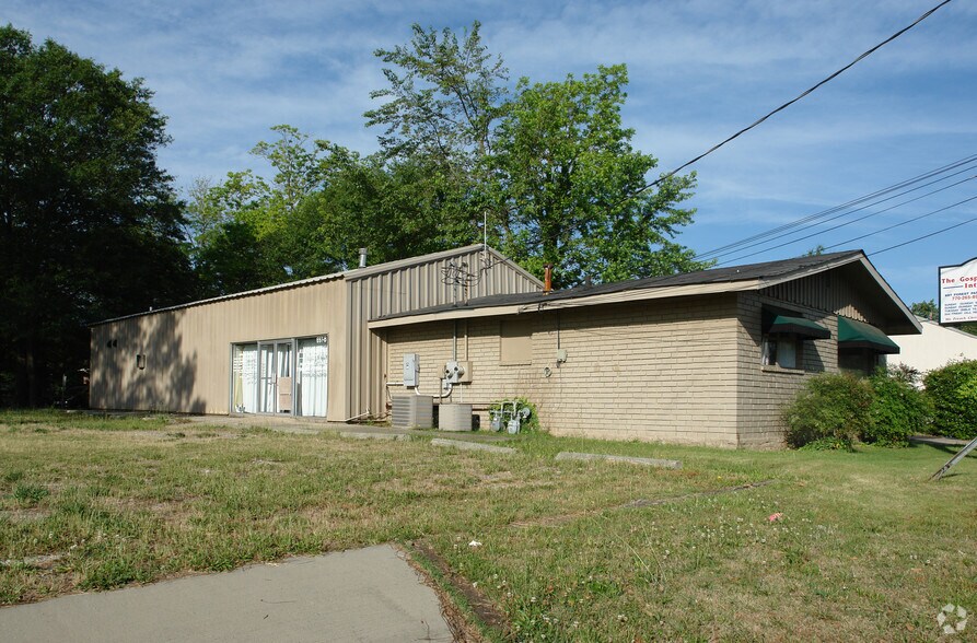 697 Forest Pky, Forest Park, GA à vendre - Photo du bâtiment - Image 3 de 4