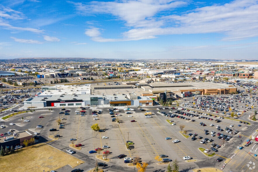 2525 36 St NE, Calgary, AB for lease - Aerial - Image 2 of 4