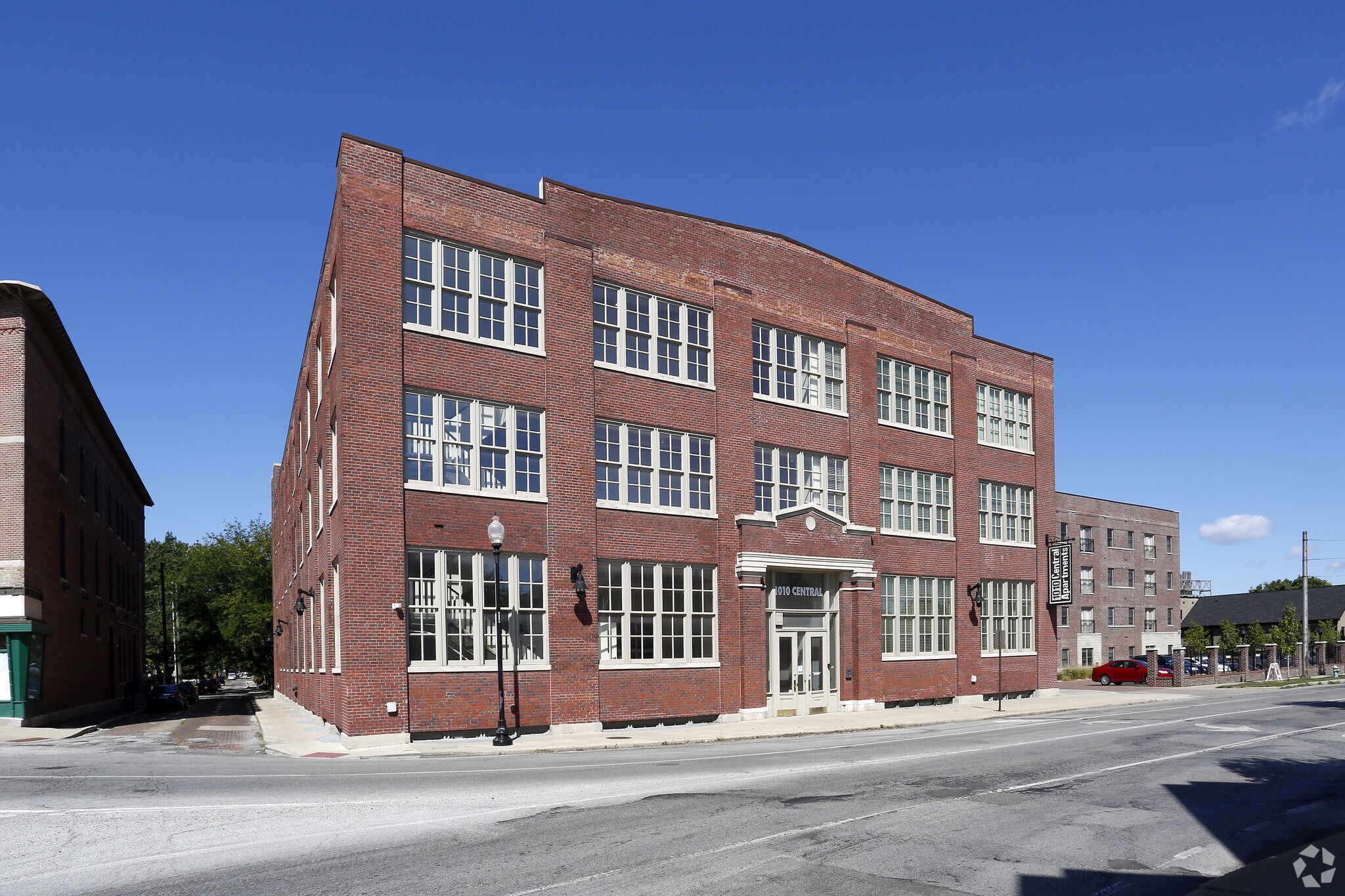 1010 Central Ave, Indianapolis, IN for lease Building Photo- Image 1 of 19
