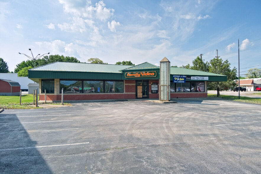 1818 W Prospect Rd, Ashtabula, OH for lease - Building Photo - Image 1 of 14