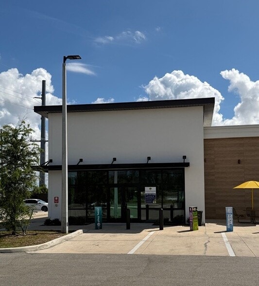 1465 SW 4th St, Cape Coral, FL for lease - Building Photo - Image 2 of 7