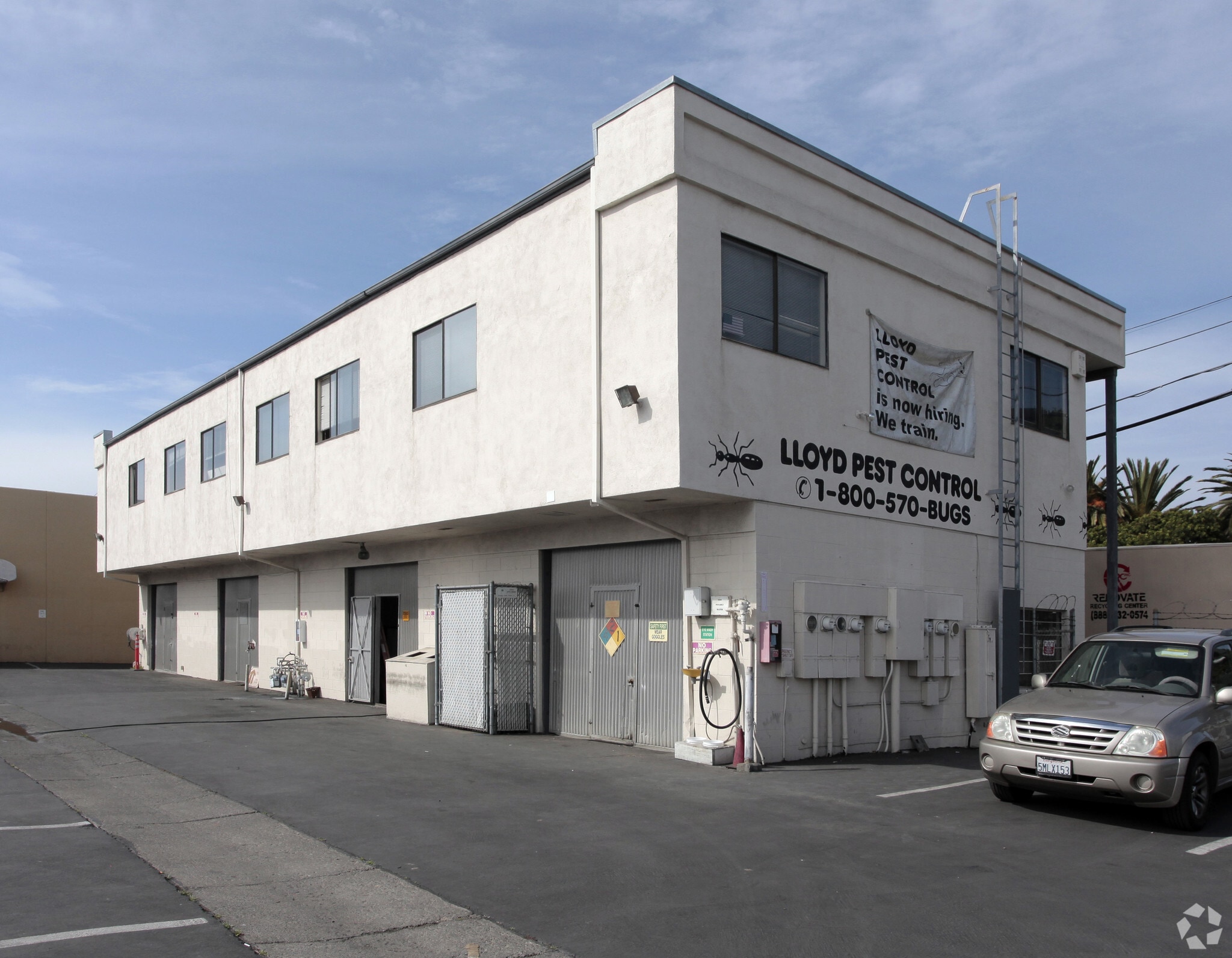 566 E Dyer Rd, Santa Ana, CA for sale Primary Photo- Image 1 of 5