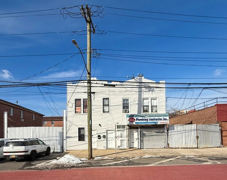 10211 Glenwood Rd, Brooklyn, NY à vendre - Photo du bâtiment - Image 3 de 4