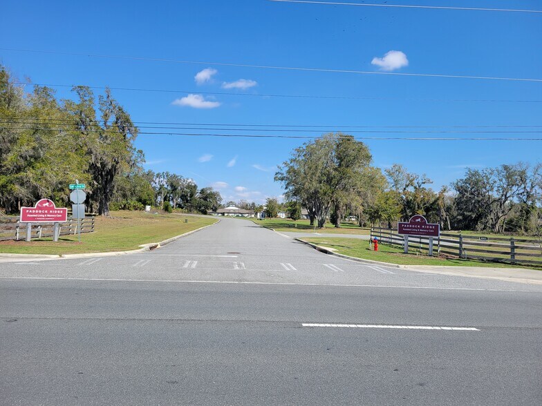 4001 SW 33rd Ct, Ocala, FL à vendre - Photo du bâtiment - Image 1 de 5