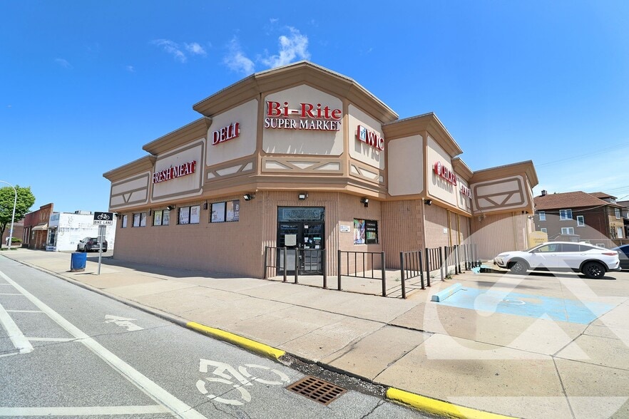 10867 W Jefferson Ave, River Rouge, MI for sale - Building Photo - Image 1 of 1