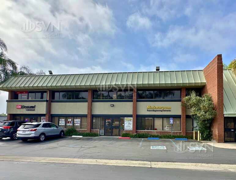 31461 Riverside Dr, Lake Elsinore, CA à louer - Photo du bâtiment - Image 2 de 5