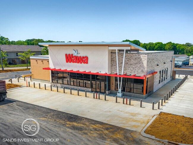 More details for 101st Airborne Division Pkwy, Clarksville, TN - Retail for Sale