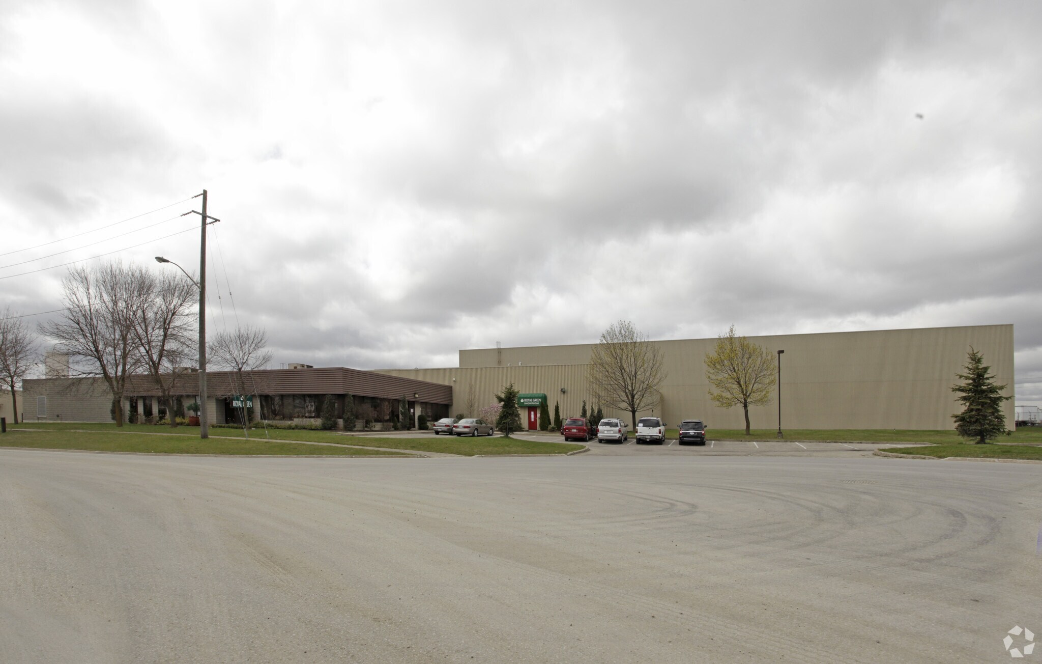 5 Copper Rd, Brampton, ON à louer Photo principale- Image 1 de 18