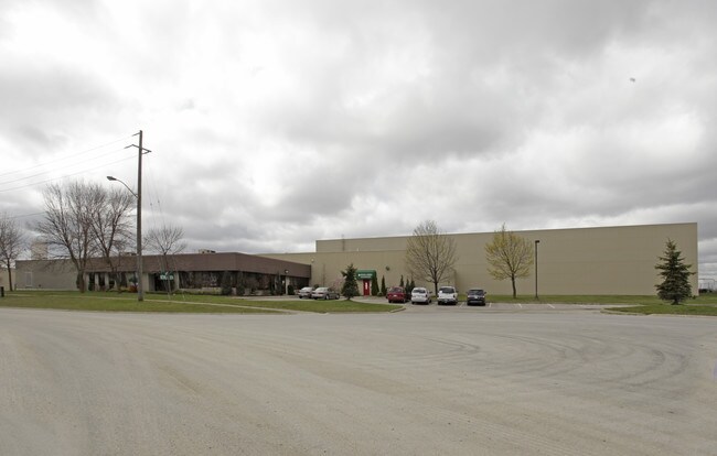 Plus de détails pour 5 Copper Rd, Brampton, ON - Industriel à louer