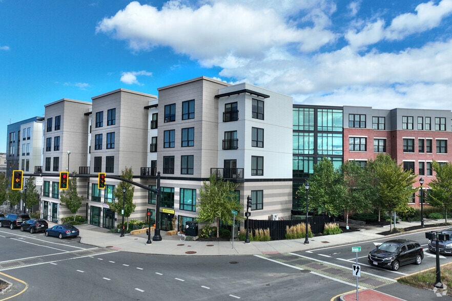 231 Washington St, Salem, MA for lease - Primary Photo - Image 1 of 47