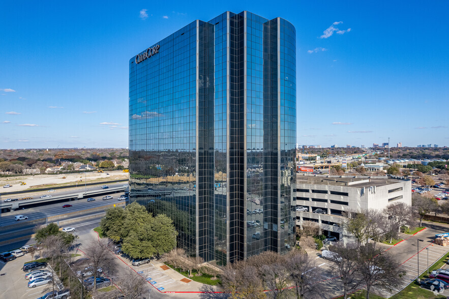 3030 Lyndon B Johnson Fwy, Dallas, TX for lease - Building Photo - Image 1 of 13