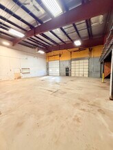 2323 16th Ave S, Moorhead, MN for lease Interior Photo- Image 2 of 5
