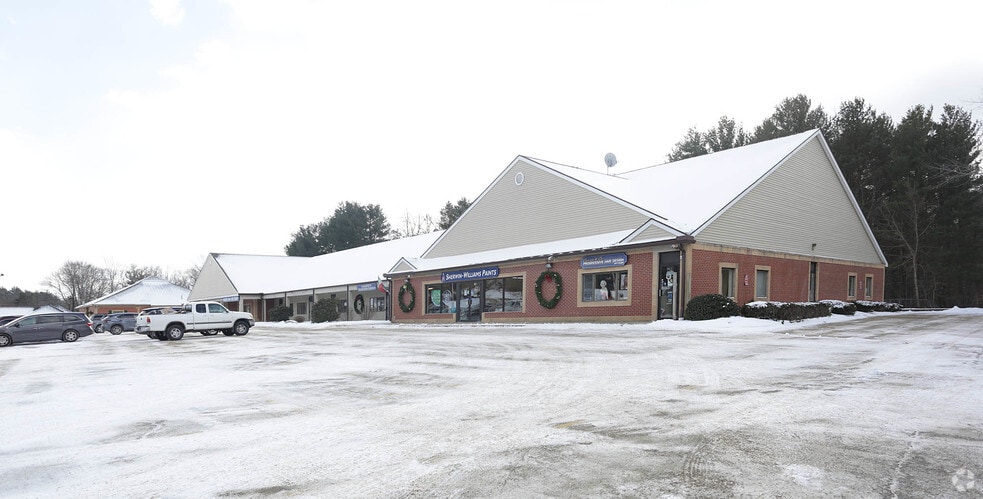 55-57 Main St, Sturbridge, MA for lease - Primary Photo - Image 2 of 3