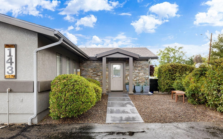 143 E Merritt St, Prescott, AZ à vendre - Photo du bâtiment - Image 2 de 19