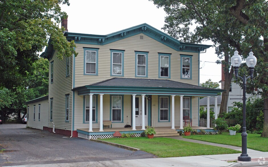 139 N Ocean Ave, Patchogue, NY à louer - Photo du bâtiment - Image 2 de 24