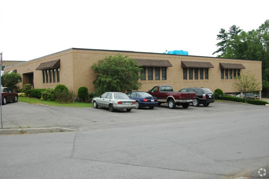 1524 Central Ave, Albany, NY for lease - Building Photo - Image 2 of 5