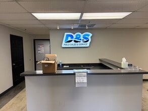 4550 Commerce Ave, High Ridge, MO for lease Interior Photo- Image 1 of 8