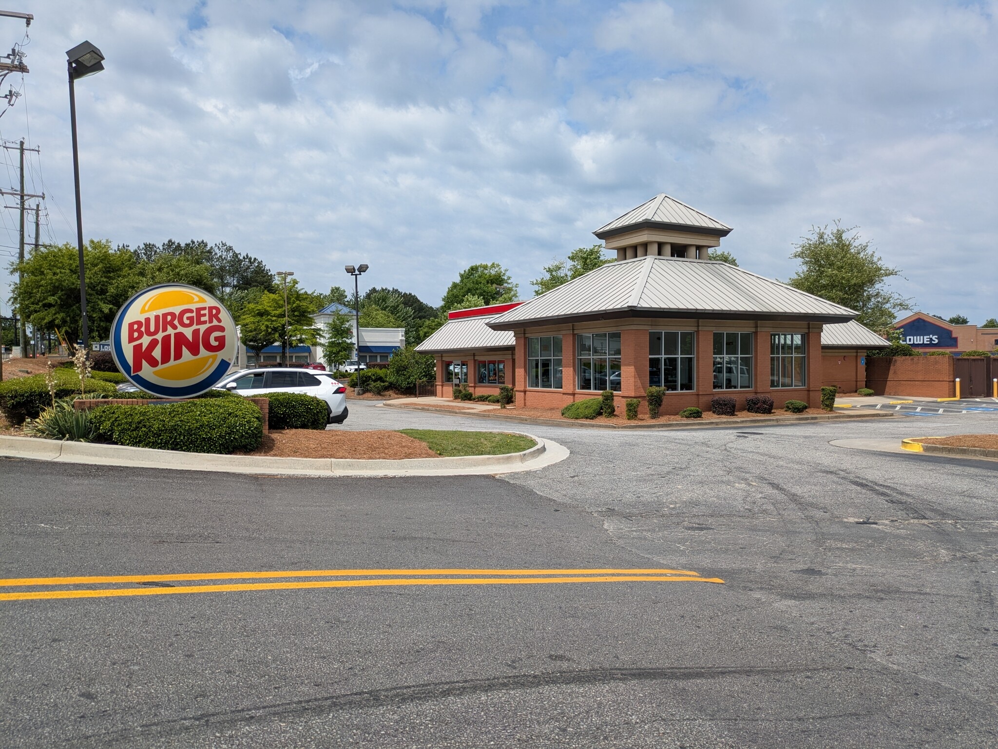 890 N Main St, Alpharetta, GA for lease Building Photo- Image 1 of 4