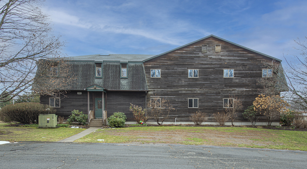 32 Industrial Dr E, Northampton, MA à vendre - Photo du bâtiment - Image 2 de 28