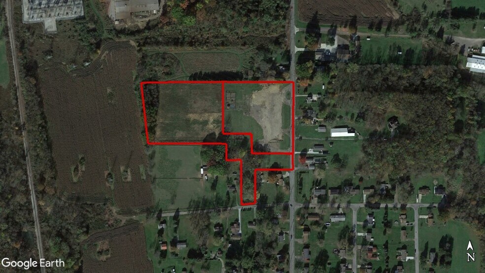 511 Trump Ave, Canton, OH à vendre - Photo du bâtiment - Image 2 de 2