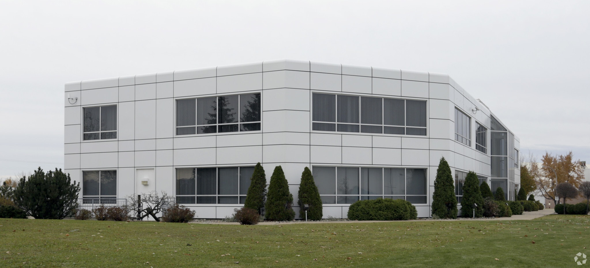 1250 Rue Marie-Victorin, St-Bruno-de-Montarville, QC à vendre Photo principale- Image 1 de 39