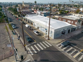 1607 W 54th St, Los Angeles, CA à louer Aérien- Image 2 de 8