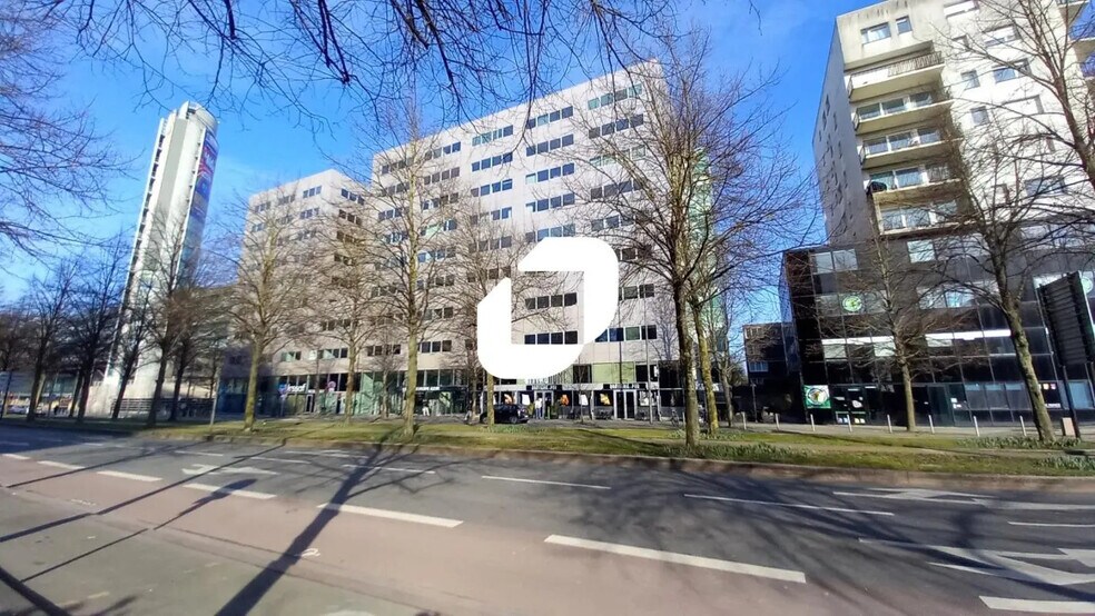 323 Avenue Du Président Hoover, Lille à louer - Photo du bâtiment - Image 1 de 9
