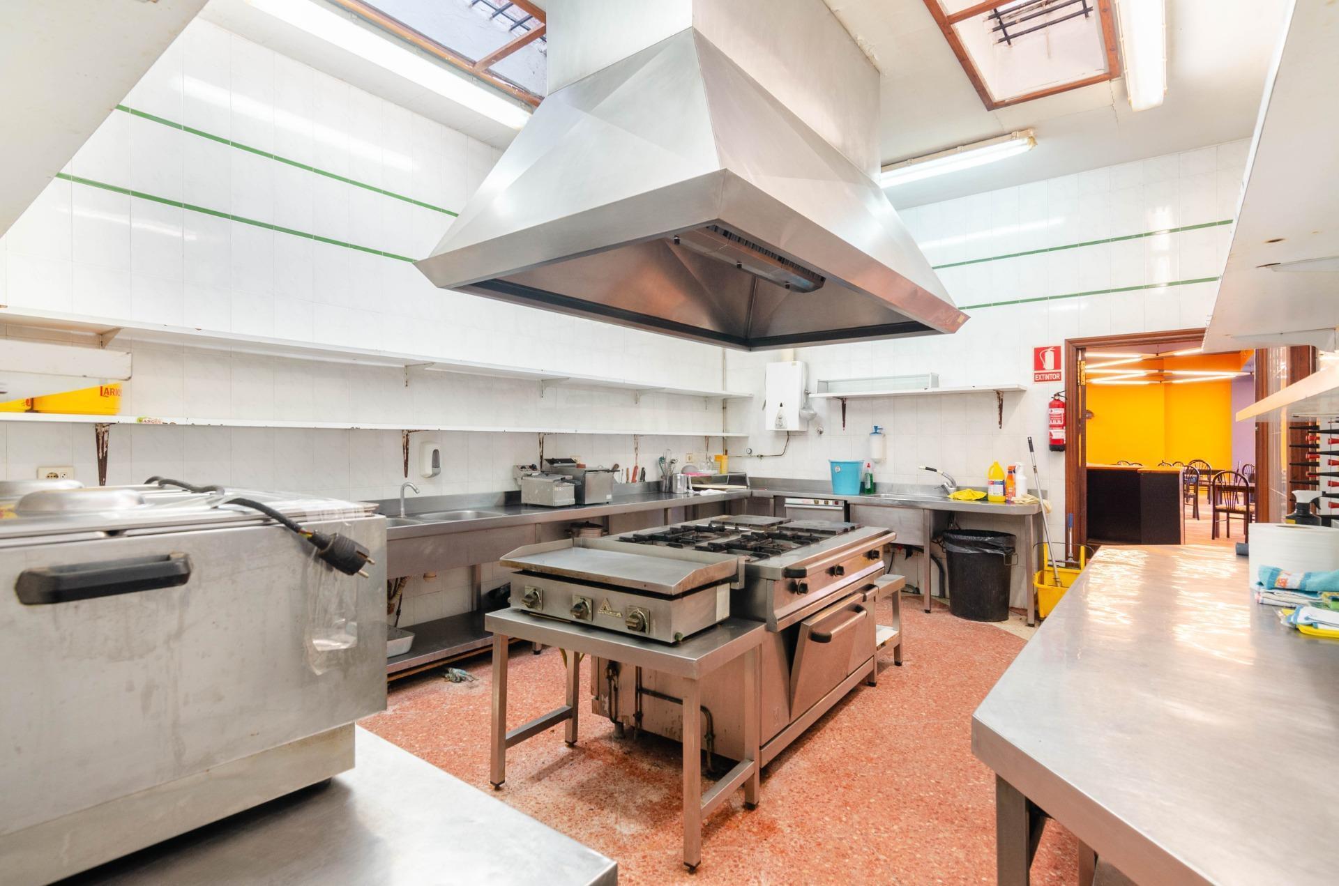 Lugar Arquera, 39, Salas, Asturias for sale Building Photo- Image 1 of 115