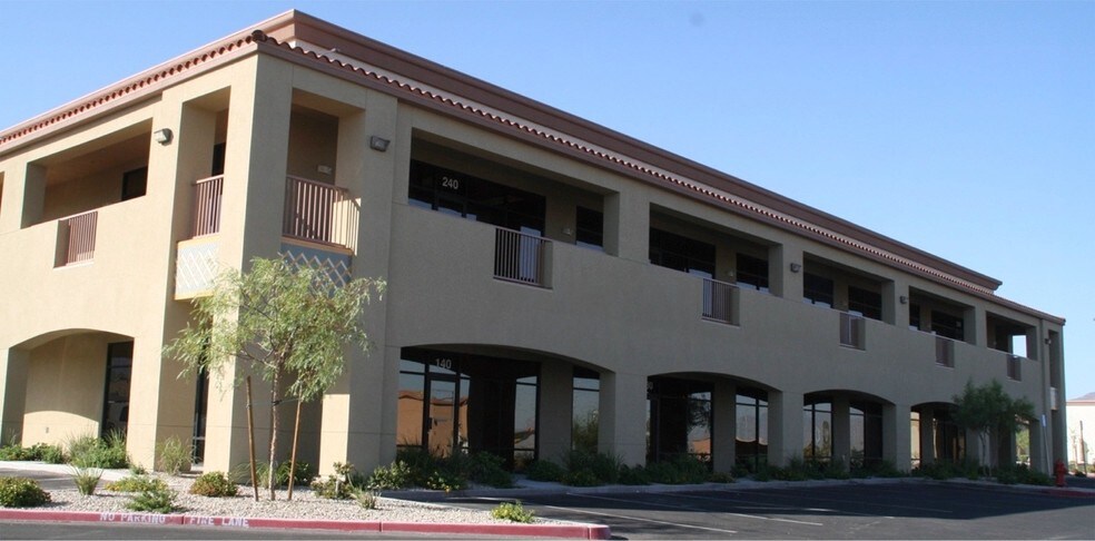 1410 E Lake Mead Pky, Henderson, NV à louer - Photo du bâtiment - Image 3 de 23