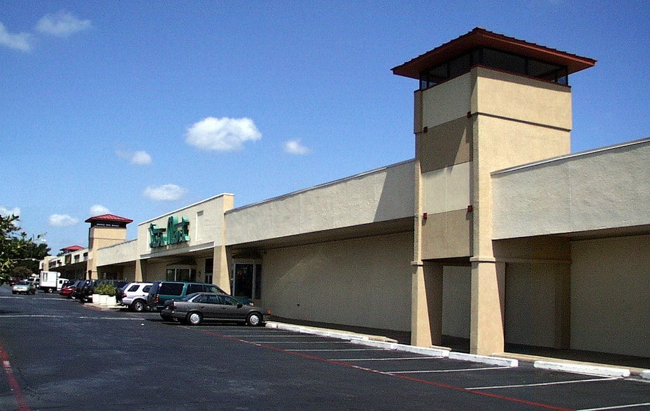 6401-6465 E Mockingbird Ln, Dallas, TX for lease - Other - Image 2 of 13