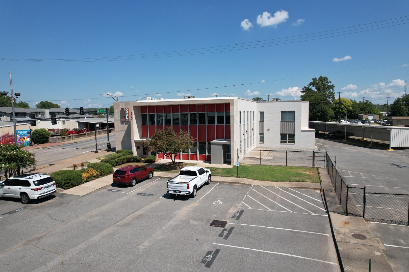 800 Main St, North Little Rock, AR à louer Photo du bâtiment- Image 1 de 6