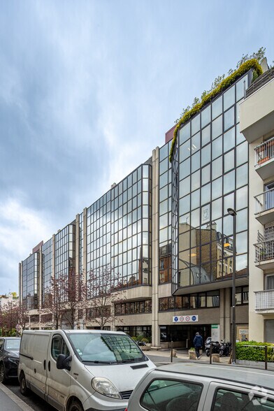 Bureau dans Boulogne-Billancourt à louer - Photo du bâtiment - Image 2 de 2