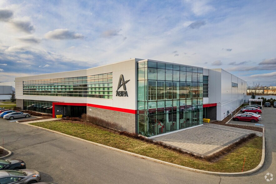 3700 Av des Grandes-Tourelles, Boisbriand, QC à vendre - Photo du bâtiment - Image 1 de 1