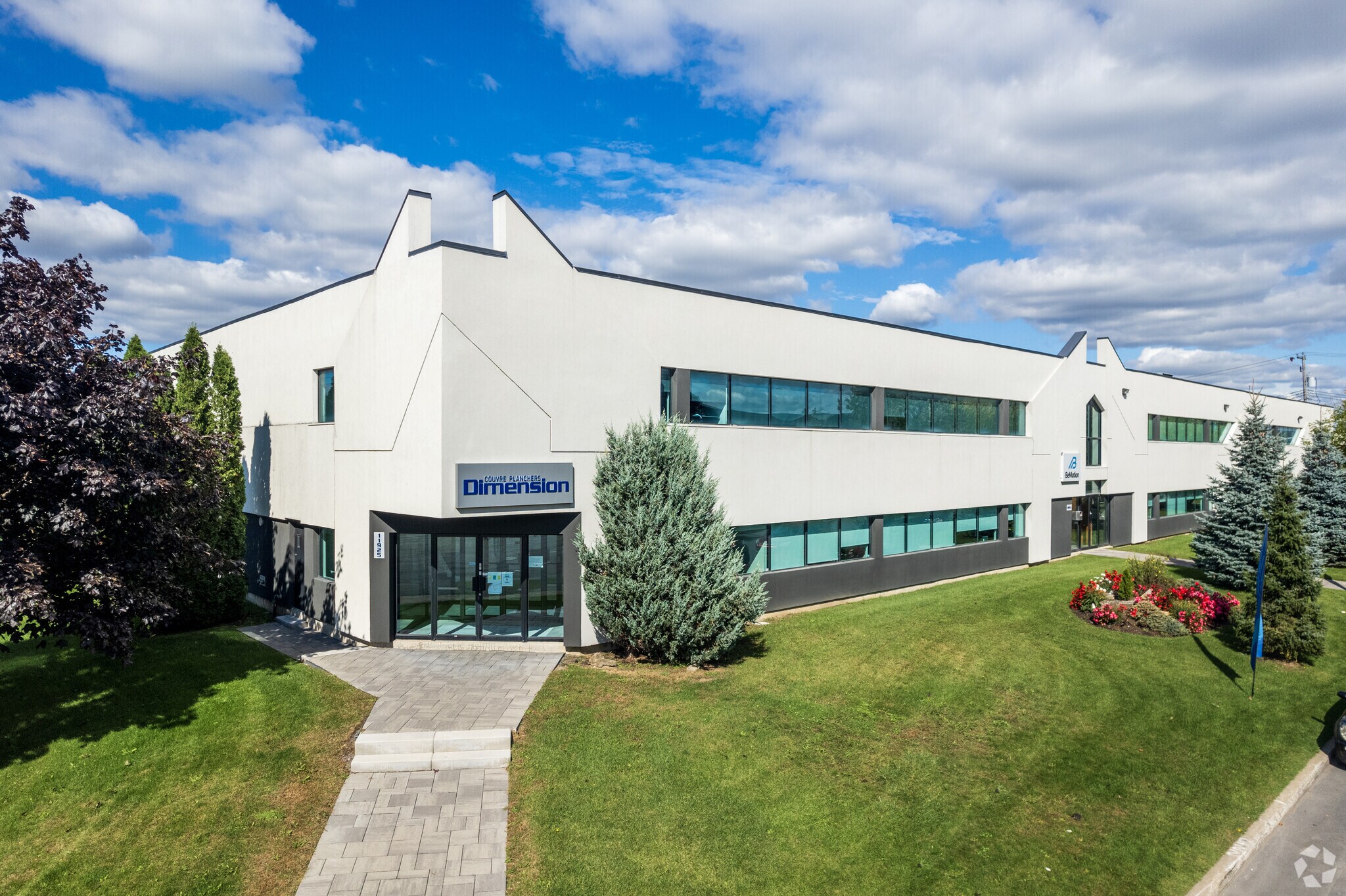 11925 Boul Rodolphe-Forget, Montréal, QC for sale Primary Photo- Image 1 of 1