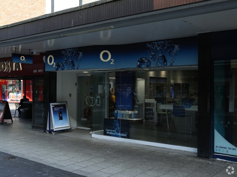 69-75 Queensway, Stevenage for sale - Building Photo - Image 3 of 16