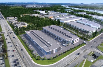 8790 Boundary Rd, Burnaby, BC for lease Building Photo- Image 2 of 4